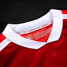 Mit diesen hochwertigen trikots kannst du deine verbundenheit mit der mannschaft zum ausdruck bringen und gleichzeitig ein effizientes workout hinlegen. Uhlsport Fortuna Dusseldorf Home Jersey 2020 2021 Sc24 Com