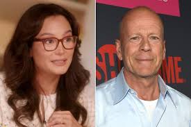 Bruce Willis' Wife Emma Tears Up Discussing His Personality amid Dementia  Diagnosis
