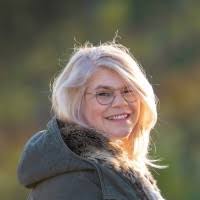 700+ "Barbara Rose" profiles