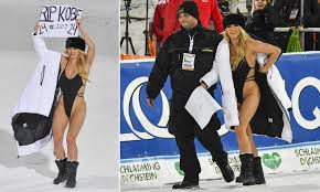 Champions League Pitch Invader Kinsey Wolanski Strikes Again Daily Mail Online Kinseywolanski #kinseysue kinsey wolansky 18 çıplak i̇fşa arşivi videos yandexdisk.in/osa kinsey wolanski vitaly, kinsey. champions league pitch invader kinsey