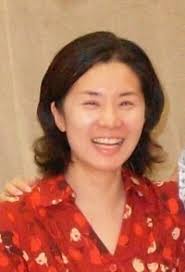 '여성중앙 7월호'에 따르면 이씨는 지난해 8월 아내 이모씨가 제기한 이혼 조정에 응했고 3개월 후 별 다른 다툼없이 그동안의 부부 관계를 정리했다. ê¹€ë¯¼ì„ ê¹€ìžì˜ ì •ì¹˜ì¸ ì—°ì˜ˆì¸ ë¶€ë¶€ ê²°í˜¼ 23ë…„ ë§Œì— ì´í˜¼ ê¹€ìžì˜ì€ ëˆ„êµ¬ ì´íˆ¬ë°ì´