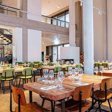 Restaurant Bar Brass In Charlottenburg Berlin Creme Guides Restaurant Bar Restaurant Charlottenburg