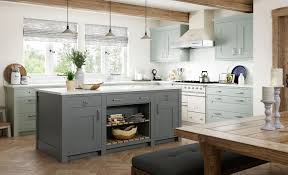 Installing a backsplash in your kitchen costs an average of $1,000.you could pay as little as $600 or as much as $1,350.your local tile contractor could charge you a minimum fee of $160 for labor, or add $10 per square foot to your material estimate. Solid Slab Backsplash Everything You Need To Know