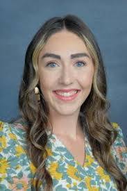 Tracey Desmond's Instagram, Twitter & Facebook