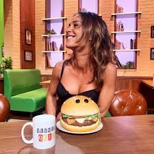 Alice belaidi at 43rd deauville american film festival opening ceremony 09/01/2017. The Mug Burger Quizz Used By Alice Belaidi On His Account Instagram Belaidialice Spotern