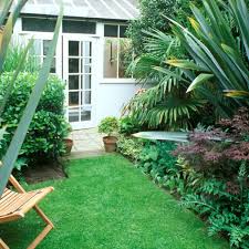 Photo is from the internet and all credits belong to respectful owners. 23 Landscaping Ideas For Small Backyards