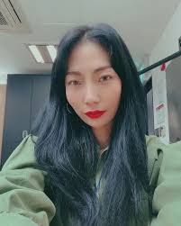 Deuk Kim's Instagram, Twitter & Facebook