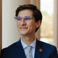 Grayson Hanson's Instagram, Twitter & Facebook