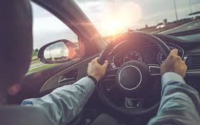 Glare is a problem in photography too. 5 Ways To Reduce Sun Glare While Driving Quick Set Auto Glass