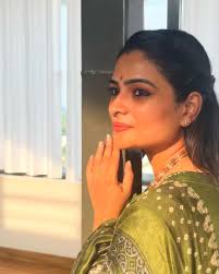 Vj Maheswari (@maheswarichanakyan) • Instagram photos and videos