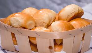 Provate anche a tagliarli a fettine e biscottarli! Panini Al Latte Soffici Morbidissimi E Facili Da Preparare Ohga