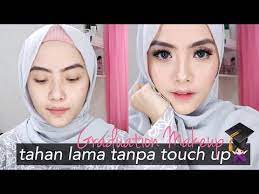 Cukup ikuti aja beberapa langkah di atas untuk mendapatkan tampilan. Pin By Nabila Jihan On Make Up Look Makeup Tutorial Summer Smoky Eye Makeup Tutorial Bridesmaid Makeup Tutorial