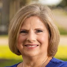 Patti Gale's Instagram, Twitter & Facebook