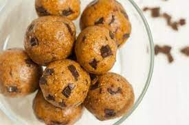 No Bake Peanut Butter Chocolate Chunk Cookies Recipe Almond Pulp Recipes Almond Pulp Pulp Recipe
