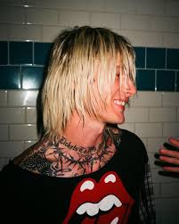 Taylor Blanchard (@OfficialTay99)