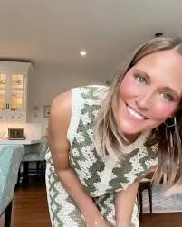 Here’s what you may have missed last week! Last week was full of style  finds from J.Crew, budget-friendly looks we loved, and the joy of welcoming  a new member to the family. Comment below and we’ll ...