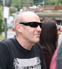 I plan to play my Nord Stage 4 at live gigs through two QSC K8.2 to give me  a stereo backline. I also want to send a mono output to the main