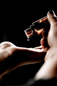 You have been eating your tic tac wrong :) 2 cool ways to reuse your tic tac container! Die 27 Besten Beauty Life Hacks Fur Haut Haare Und Nagel Lifestyle Blog Aus Osterreich