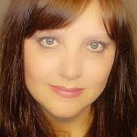 April Schoenfeld's Instagram, Twitter & Facebook