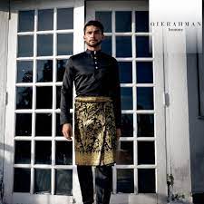 The language of the peranakans, baba malay (bahasa melayu baba) or peranakan malay, is a creole language related to the malay language (bahasa melayu), which contains many hokkien words. 30 Trend Terbaru Baju Melayu Hitam Sampin Lamaz Morradean