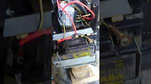 Kadang masih ada user yg lupa disconnect jalur ini … Skema Kabel Body Vespa Excel Kabeliau