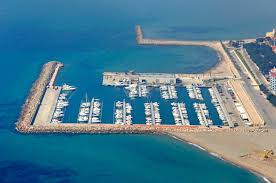 Suchen und vergleichen sie flugpreise auf tripadvisor, um die besten flüge für ihre reise nach l'hospitalet de l'infant zu finden. L Hospitalet De L Infant Marina In L Hospitalet De L Infant Catalonia Spain Marina Reviews Phone Number Marinas Com