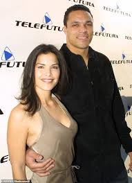 She comes from mexican ethnicity and holds american citizenship. Jeff Bezos Girlfriend Lauren Sanchez Bio And Net Worth Chart Attack