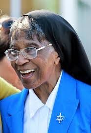 Patricia Krohn's Instagram, Twitter & Facebook