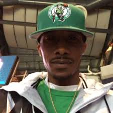 Reggie Ross (@lilross2)