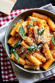 Easy Tomato Cream Rigatoni Simply Delicious Rigatoni Recipes Easy Pasta Recipes