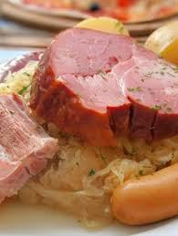 Cette choucroute brasserie est composée de : 110 Idees De Choucroute En 2021 Choucroute Choucroute Recette Cuisine