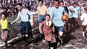 Mondialul promite să fie extrem de captivant. LecÈia De Istorie Legendele Din Uruguay 1930 Primul Campionat Mondial Tackle Ro