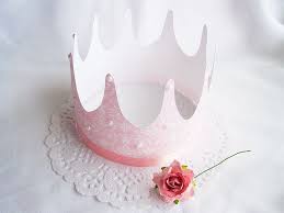 Krone Basteln Zum Prinzessin Kindergeburtstag Anleitung Und Vorlage Zum Ausdrucken Geburtstagskrone Basteln Zauberstabe Basteln Prinzessin Geburtstag Deko Basteln