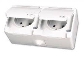 Zwischensteckdose steckdose mit beleuchtetem schalter steckdosenadapter. Gunsan Ip54 2 Fach Steckdose Kombisteckdose Feuchtraum Aufputz Weiss Hausmann Elektro Gerate