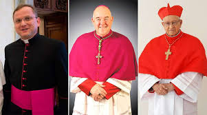 You didn't have to look up to know it was obispo. Diferencias Entre Monsenor Obispo Y Cardenal