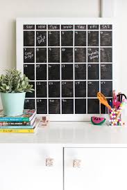 Diy This A Simple Chalkboard Calendar That Anyone Can Make In 2020 Chalkboard Calendar Diy Calendar Diy Chalkboard