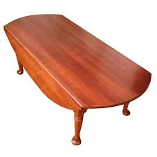 Vintage drop leaf maple coffee table $75 (winchester boston/cambridge/brookline ) hide this posting restore restore this posting. Vintage Oval Drop Leaf Wood Coffee Table Aptdeco