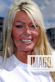 Lea Walker's Instagram, Twitter & Facebook