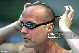 25 Photos & High Res Pictures