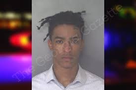 Ian Maxey's Instagram, Twitter & Facebook