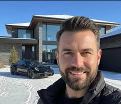 Hello honey, I live in Indiana USA 🇺🇸￼you're more than welcome to travel  here. I would love to meet you in person your very handsome honey and I  already know you, honey