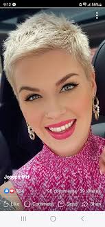 Who can cut thicker hair with short cuts and layers near Lee's Summit?