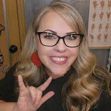 Alisa George's Instagram, Twitter & Facebook