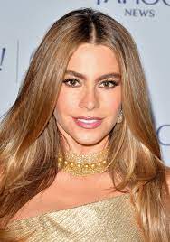 Sofia vergara recently turned 45 on july 10th and she's proudly flaunting her birthday suit. Sofia Vergara Wikipedia Bahasa Indonesia Ensiklopedia Bebas
