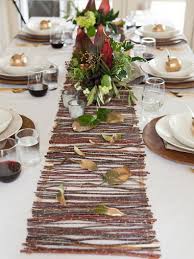 Top 10 Spring Inspired Homemade Table Runners Top Inspired Thanksgiving Table Decorations Thanksgiving Table Settings Table Runner Diy
