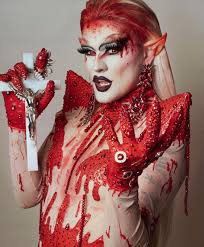 Images tagged with priscilla chambers, dragula