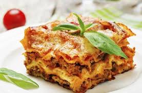 Douze Recettes De Lasagnes Gourmandes En 2020 Recette Lasagne Recettes De Cuisine Lasagne Bolognaise