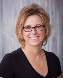 Linda Sack's Instagram, Twitter & Facebook