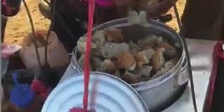 Haluskan bawang putih, kemiri, garam, dan gula lalu tumis bumbu dengan minyak goreng 150 ml. Resep Siomay Batagor Spesial Merdeka Com