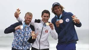Leandro lele usuna volvió a reescribir la página más brillante en su carrera al conseguir su segundo título de campeón mundial isa, dos años después de consagrarse en perú. Surf Leandro Usuna Cayo Ante El Peruano Lucca Messinas Y Se Quedo Con La Medalla Plateada Tyc Sports